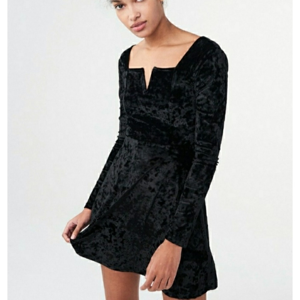 Whimsy Black Velvet Dress XL Romantic Goth Skater Notched Alt Fit Flare Mini